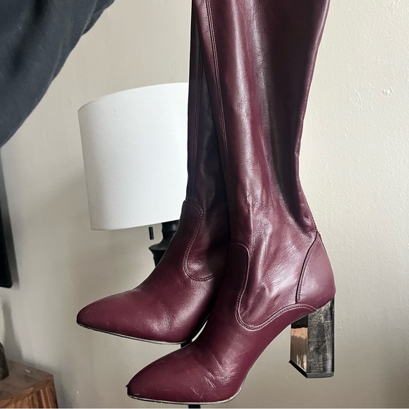 Elegant Burgundy Leather Knee-High Boots - Picture 1 of 4